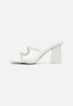 Call It Spring -Call It Spring 02d8553e55d94462a81b2a921bae65bf