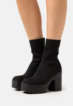 Call It Spring Vegan Nathali - Enkellaarsjes Met Plateauzool - Black