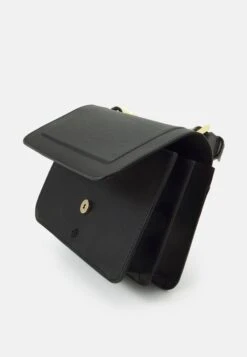 Call It Spring Chainned - Handtas - Black 8 Call It Spring Chainned - Handtas - Black -Call It Spring 3427015a38ac4a8895eebc7f9ff076dc