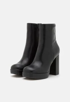 Call It Spring Vegan Izabelle - Enkellaarsjes Met Plateauzool - Black 8 Call It Spring Vegan Izabelle - Enkellaarsjes Met Plateauzool - Black -Call It Spring 60fc2726ce4d4cd7a6c6dfc62777c770