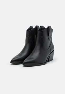 Call It Spring Outlaw - Korte Laarzen - Open Black 8 Call It Spring Outlaw - Korte Laarzen - Open Black -Call It Spring 6f5a36a03c9240bd9b93addacd7a6ecf