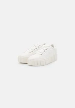 Call It Spring Vegan Lotus - Sneakers Laag - White -Call It Spring 8267d47acfeb4d8da2605442d3fcb13d