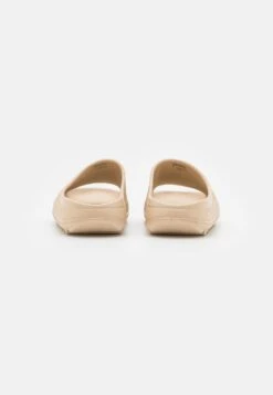 Call It Spring Vegan Julep - Badslippers - Bone 9 Call It Spring Vegan Julep - Badslippers - Bone -Call It Spring 933d56379c69464e85e8f5ebd20aefef