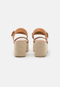 Call It Spring Memphis Vegan - Sandalen Met Plateauzool - Cognac -Call It Spring a0a0b45a079642999f0328ff53089493