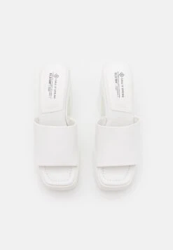 Call It Spring Vegan Palomaa - Muiltjes Met Hak - White 11 Call It Spring Vegan Palomaa - Muiltjes Met Hak - White -Call It Spring a1bcc03f16354e06a52a02279afb0f3d