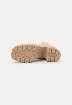 Call It Spring Vegan Nathali - Enkellaarsjes Met Plateauzool - Beige -Call It Spring cbf696ad155c496bb92bf676fba64197
