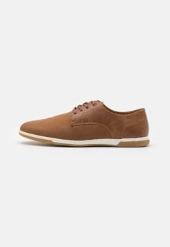 Call It Spring Benji B.E.D Foam - Sportieve Veterschoenen - Cognac